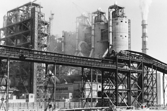Навоийский цементный завод